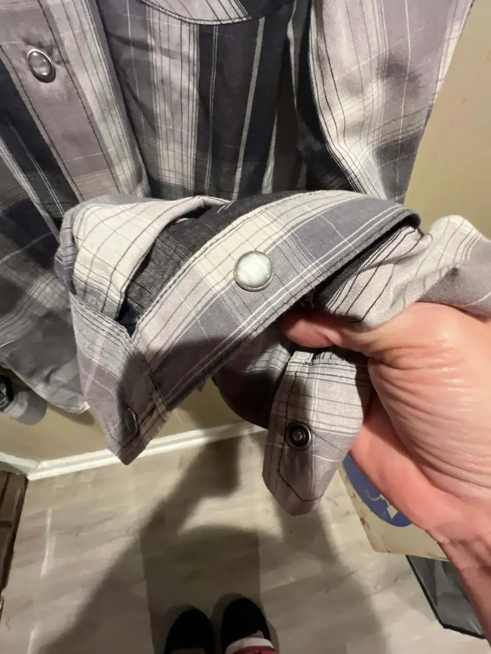 Levi's Men's Modern Western Long Sleeve Gray Plaid Pearl Snap Shirt